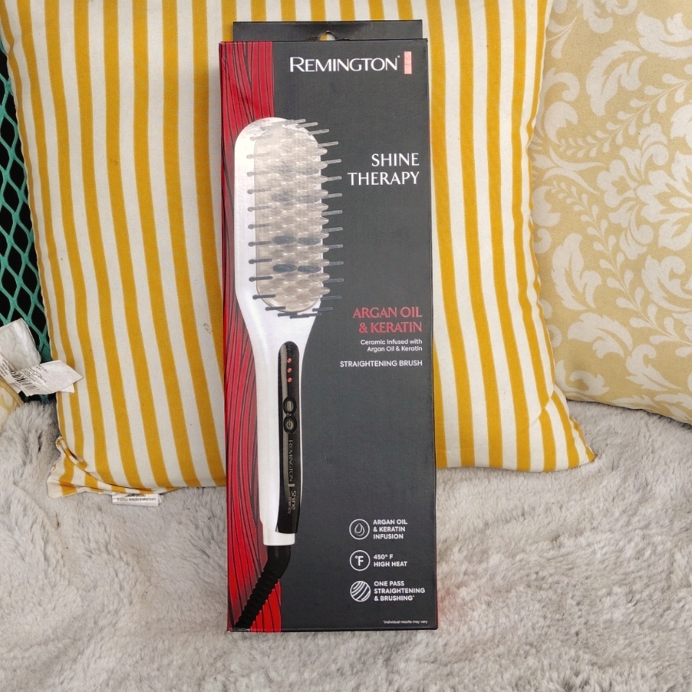 Remington Shine Therapy hair straightener/brush